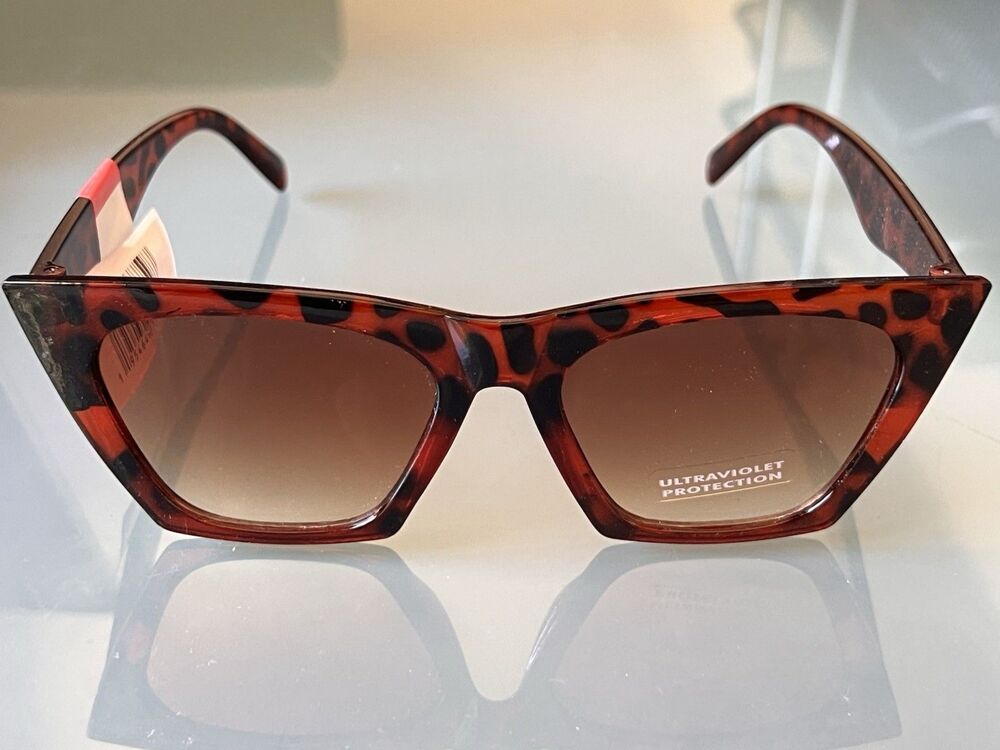 Vintage Style Cat Eye Tortoiseshell Lightweight Sunglasses BNWT with case